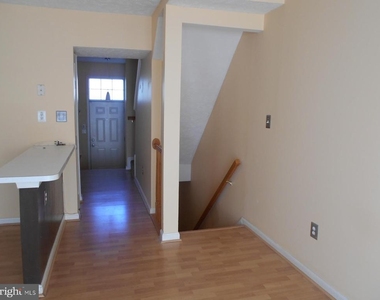 2701 Claybrooke Drive - Photo Thumbnail 10