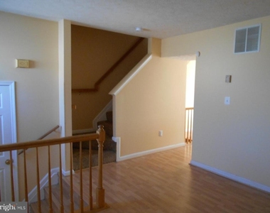 2701 Claybrooke Drive - Photo Thumbnail 6