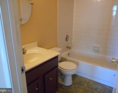 2701 Claybrooke Drive - Photo Thumbnail 24