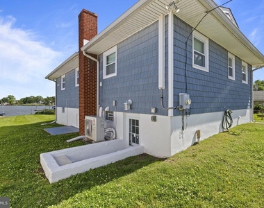 7212 Bay Front Road - Photo Thumbnail 30