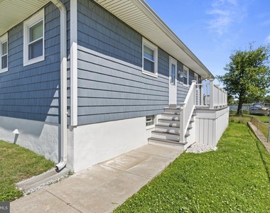 7212 Bay Front Road - Photo Thumbnail 2