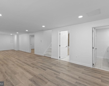 7212 Bay Front Road - Photo Thumbnail 21