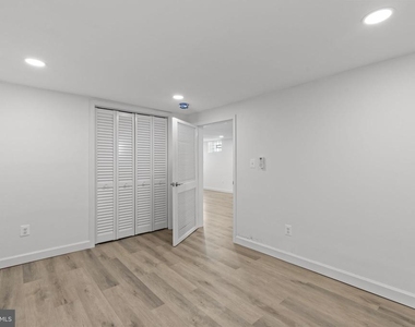 7212 Bay Front Road - Photo Thumbnail 23