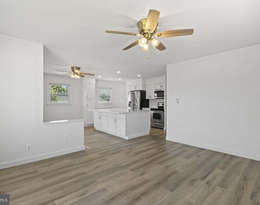 7212 Bay Front Road - Photo Thumbnail 6