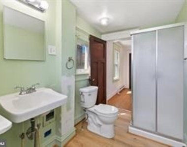 101 E 33rd St - Photo Thumbnail 6