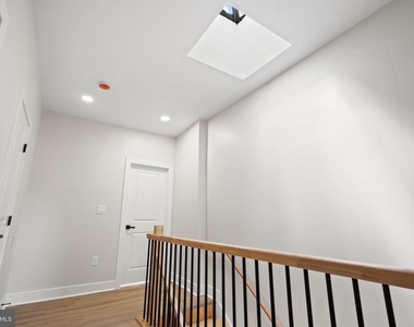 711 Mccabe Avenue - Photo Thumbnail 15