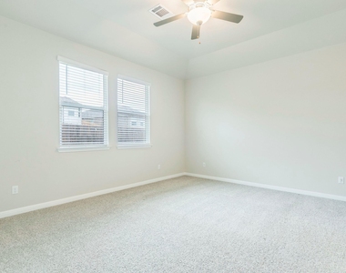 285 Cathedral Mountain Dr - Photo Thumbnail 10