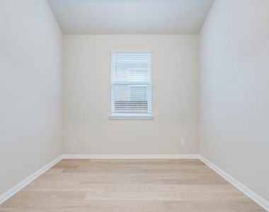 285 Cathedral Mountain Dr - Photo Thumbnail 22