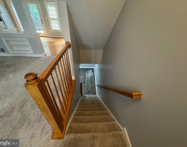 8504 Mayaone Street - Photo Thumbnail 9