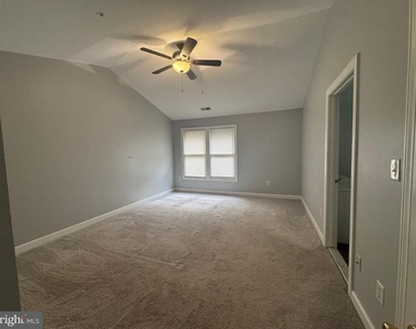 8504 Mayaone Street - Photo Thumbnail 15