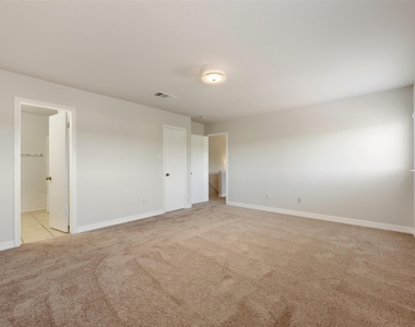 1814 Grassland Dr - Photo Thumbnail 18