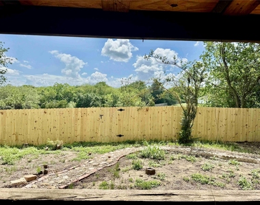 4403 Quicksilver Blvd - Photo Thumbnail 12