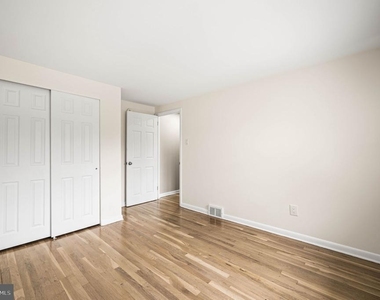 271 S Dillwyn Road - Photo Thumbnail 10