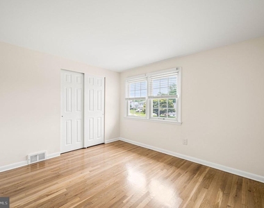 271 S Dillwyn Road - Photo Thumbnail 17