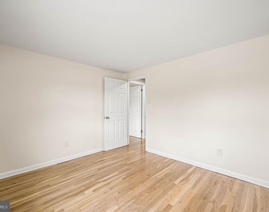271 S Dillwyn Road - Photo Thumbnail 1