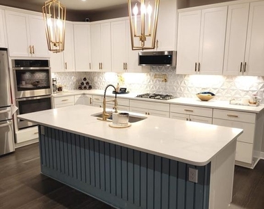 113 Tuscany Drive - Photo Thumbnail 6
