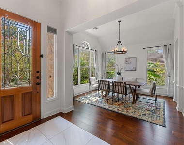 2106 Rue De St Germaine - Photo Thumbnail 3
