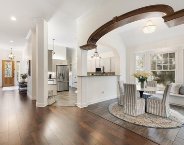 2106 Rue De St Germaine - Photo Thumbnail 10