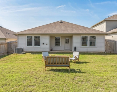 821 Bahia Pl - Photo Thumbnail 28