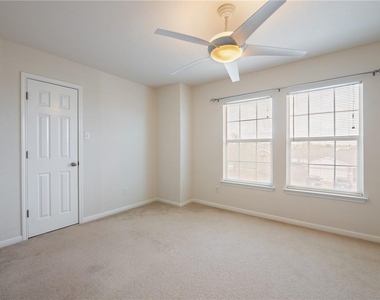 3800 Vonnegut Ct - Photo Thumbnail 22