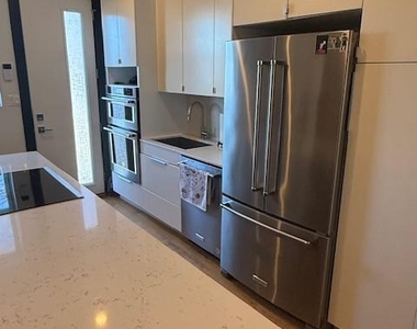 1221 Oates Street Ne - Photo Thumbnail 7