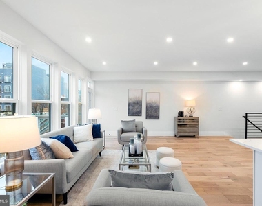 5404 4th Street Nw - Photo Thumbnail 3