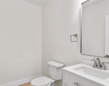 5404 4th Street Nw - Photo Thumbnail 3