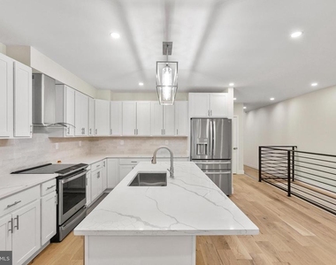 5404 4th Street Nw - Photo Thumbnail 2