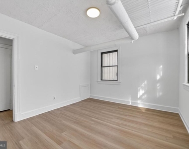 5400 7th Street Nw - Photo Thumbnail 4