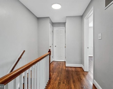 19 Atlantic Street Se - Photo Thumbnail 15