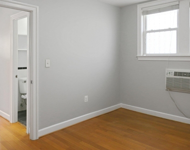 1815 A Street Se - Photo Thumbnail 17