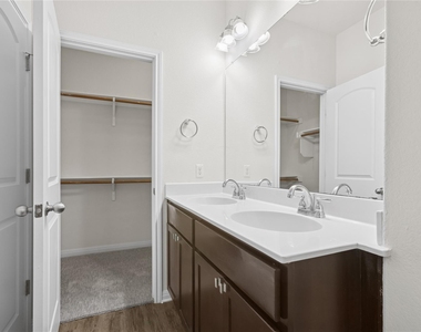 1200 S 10th St - Photo Thumbnail 13
