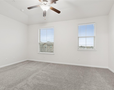 1200 S 10th St - Photo Thumbnail 15