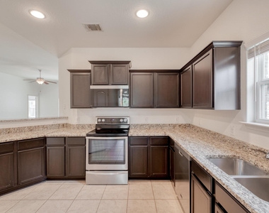 13709 Nelson Houser St - Photo Thumbnail 9