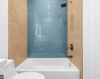 2534 Elvans Road Se - Photo Thumbnail 35