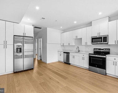 2534 Elvans Road Se - Photo Thumbnail 13