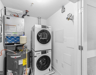 2534 Elvans Road Se - Photo Thumbnail 23