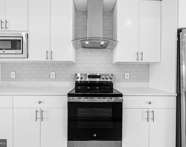 2534 Elvans Road Se - Photo Thumbnail 31