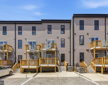 2534 Elvans Road Se - Photo Thumbnail 47