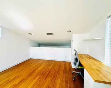 5900 Toscana Ave - Photo Thumbnail 18