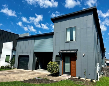 5900 Toscana Ave - Photo Thumbnail 1