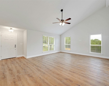 21502 Paine Ave - Photo Thumbnail 6