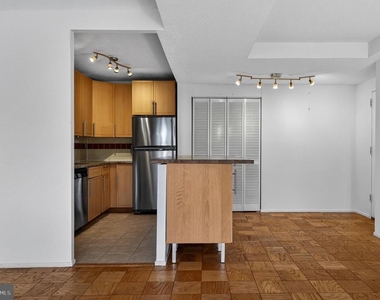 1311 Delaware Avenue Sw - Photo Thumbnail 23