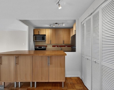 1311 Delaware Avenue Sw - Photo Thumbnail 15