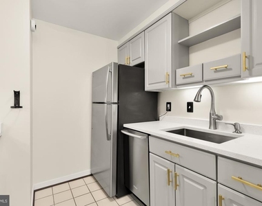 2114 N Street Nw - Photo Thumbnail 16
