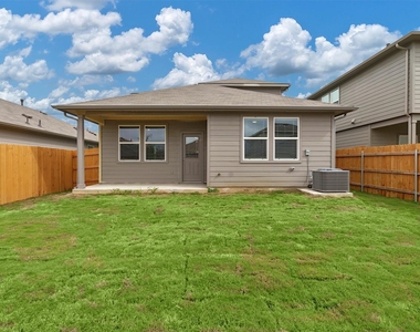 2909 Tweedy Trl - Photo Thumbnail 24