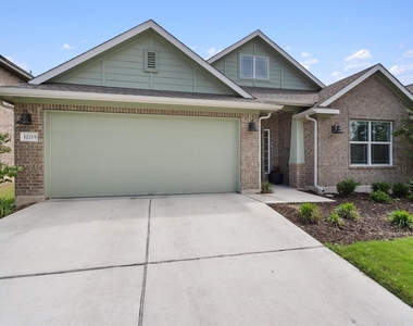 12215 Coronilla Bnd - Photo Thumbnail 2