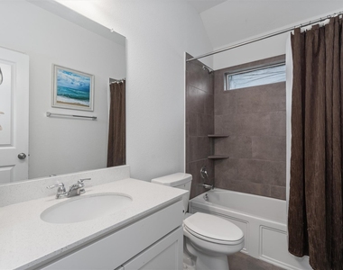 12215 Coronilla Bnd - Photo Thumbnail 25
