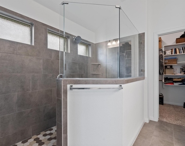 12215 Coronilla Bnd - Photo Thumbnail 19