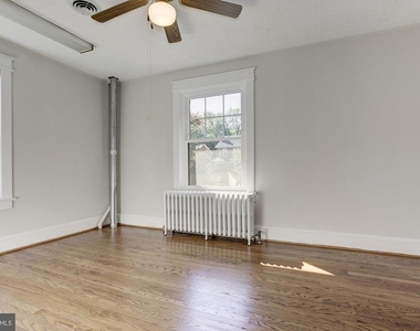 5539 30th Place Nw - Photo Thumbnail 23